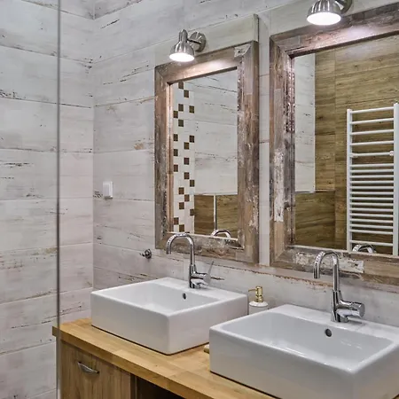 Premier Luxury Center Apartamento *