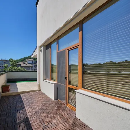 Premier Luxury Center Apartamento