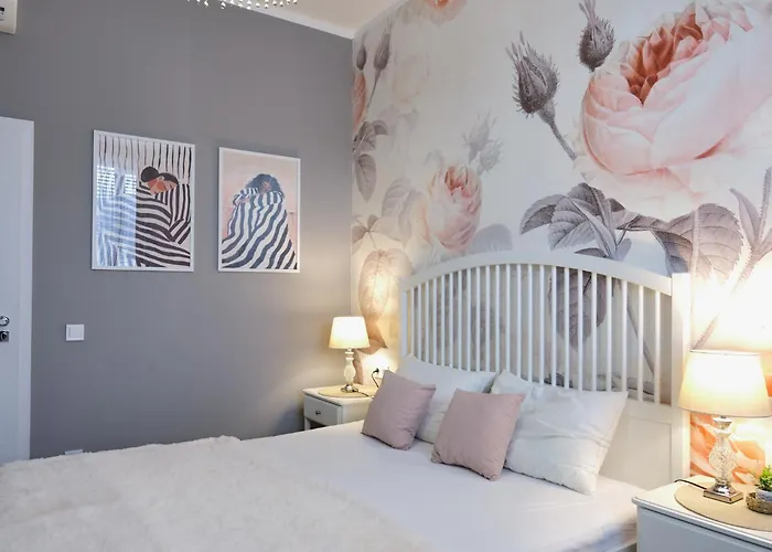 Premier Luxury Center *